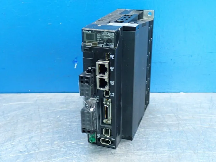 Used OMRON R88DKN04HECT Servo Drives | HGR 24 #744032