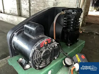 USED Speedaire Speedaire 30 gallon air compressor. Model 4B233B