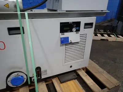 USED LEYBOLD SP250