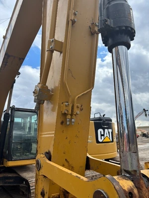 Used 2018 CATERPILLAR 323 Excavators Louisiana US | Proxy Equipment #1383002