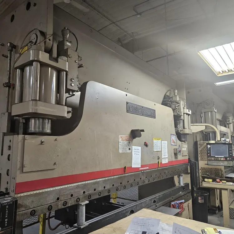 Used CINCINNATI INC 175AF10 Press Brakes Ohio US | G-2000, Inc. 10 #177600