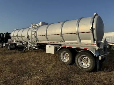 Used 2015 VANTAGE VC-8400 Tanker Trailers Minnesota US | Carco Truck & Equipment #1514226