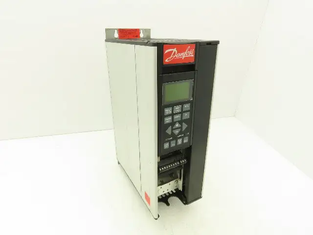 Danfoss VLT5006 Variable Speed Drive 5Hp 380-500vac 3ph 50/60Hz VLT 5000 Series