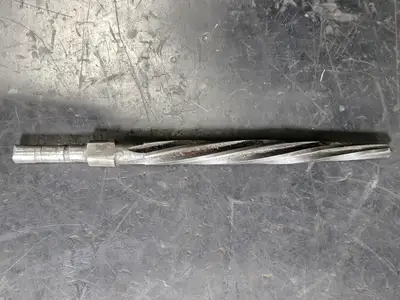 Spiral Flute Taper Shank Reamer (4pcs different sizes)