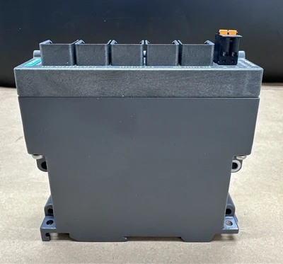 NEW Siemens 6GK5005-0BA00-1AA3