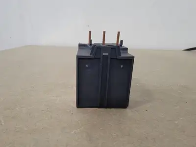 USED SCHNEIDER ELECTRIC LRD06