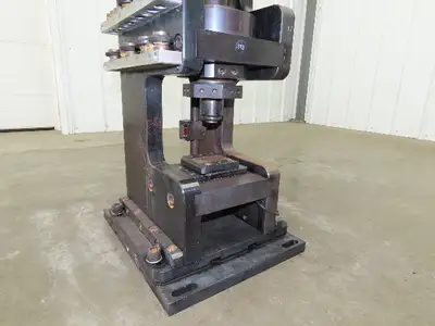 Used TOX PRESSOTECHNIK _UNKNOWN_ Hydraulic Presses Indiana US | Arrow Industrial #1368190
