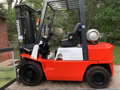 USED 2011 NISSAN PJO2A25V