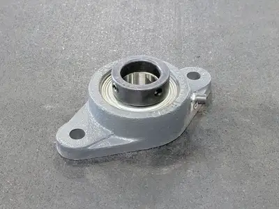 NEW RB INTERNATIONAL UCFL206-19