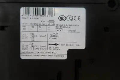 USED SIEMENS 3RV1742-5BD10