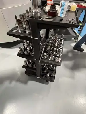 2002 MAKINO V33 Vertical Machining Centers | Machinery Network (8)