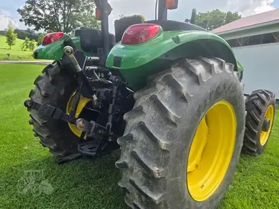 Used JOHN DEERE 5425 Utility Tractors Nebraska US | Trustworthy Equipment #1403587