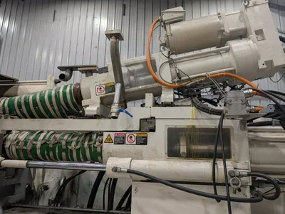 Used 2010 KRAUSS MAFFEI CXZL 650-3000/1400/750  3-COLOR Injection Molding Machines California US | Machinery Network #1455608