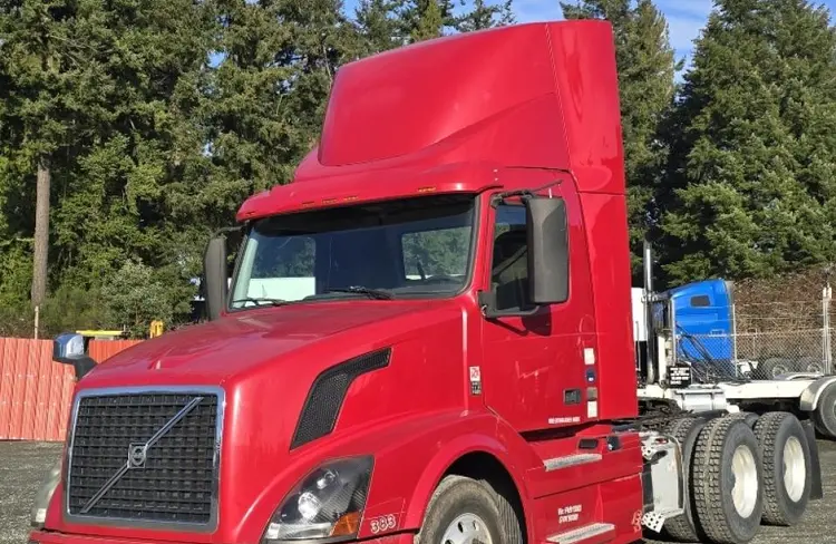 Used 2015 VOLVO VNL64T Misc Trucks Illinois US | Mitsubishi HC Capital America #163924