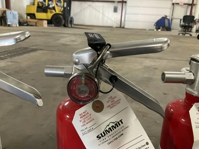 Used _UNKNOWN_ _UNKNOWN_ Fire Extinguishers Michigan US | Miedema Asset Management Group #1311981