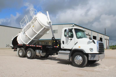 Used 2018 FREIGHTLINER 114SD Septic/Sewer/Vacuum Trucks Texas US | Roll Off Truck World #1491812