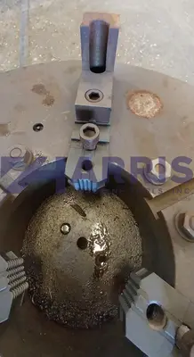 32" Manual Chuck with Adapter Plate - Brand Unknown