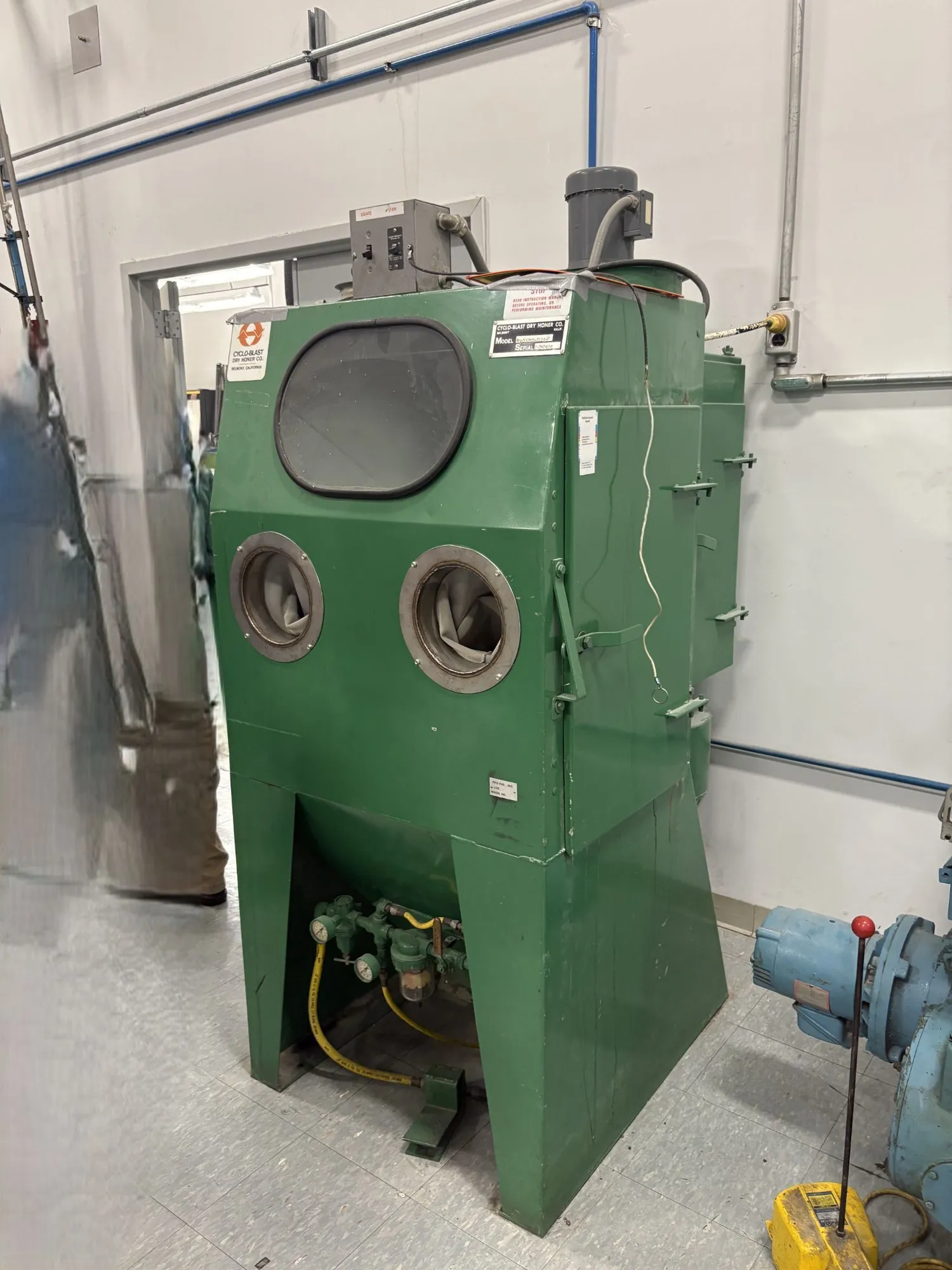 Used CYCLOBLAST RA-300281-3224-F Parts Washers South Carolina US | ESS Industrial Equipment Sales #1542424
