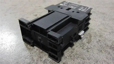 General Electric RL4RD004T 20 Amp DC Contactor 120-125VDC Coil New NIB