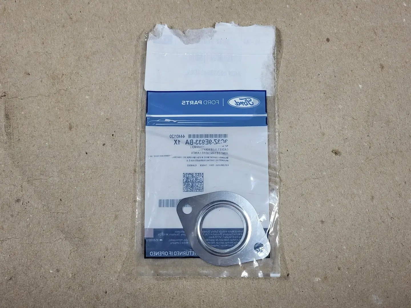NEW FORD 3C3Z-9E933-BA