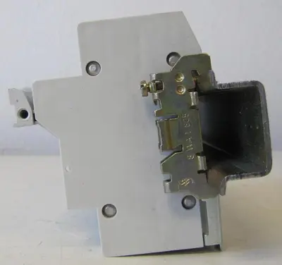 USED SIEMENS 3NW7011