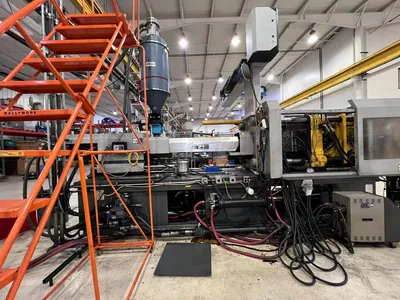 1998 VAN DORN 300HT30 Plastic Injection Mold | Universal Press & Machinery (UPM) (14)