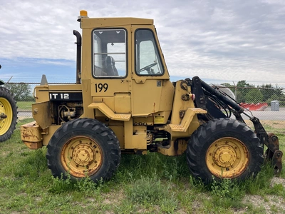 USED CAT IT 12 WHEEL LOADER /
