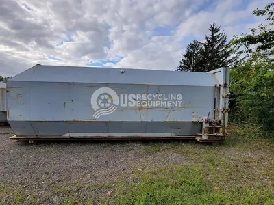 USED NORTHEAST INDUSTRIAL 40 YARD OCTAGON RECIEVER BOX