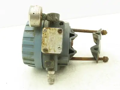 Foxboro E69F-TH2-JS Current To Air Converter Transducer 3-15psi In 19-23psi Out