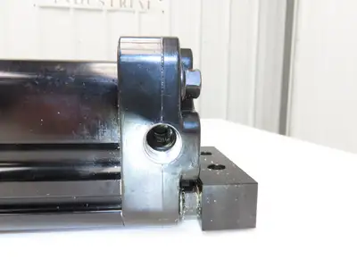 TOL-O-MATIC Rodless Pneumatic Band Cylinder 2" Bore 18.25" Stroke 100 PSI