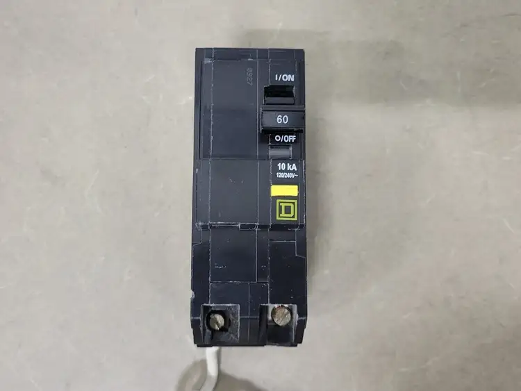 Used SQUARE D QO260 Switchgears British Columbia CA | Lenmark #239801
