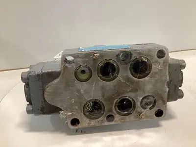 USED VICKERS DG4V-3-6C-M-U-HL7-60-B13