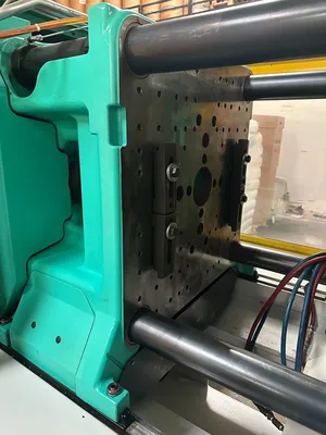 2018 ARBURG Allrounder 570 E 2000-800 Horizontal Plastic Injection Molding Machines | JYC MACHINERY (3)