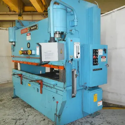 10' X 135 TON NIAGARA HYDRAULIC PRESS BRAKE MODEL HBM-135-8-10
