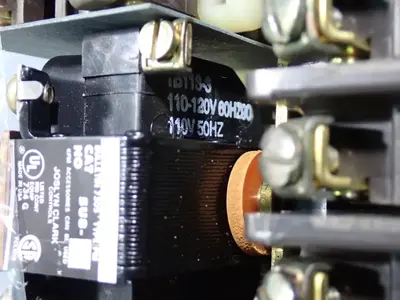 USED JOSLYN CLARK CONTROLS 5U876