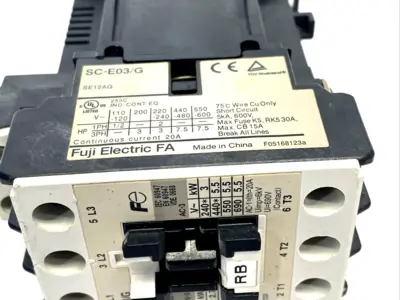SC-E03/G,SE12AG,SZ1AS1T,SZ-AS1/T | Fuji Electric SC-E03/G Contactor 2VDC SE12AG, SZ-AS1/T Auxiliary Contact SZ1AS1T - Used