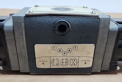 USED Vickers DG4S4010CH230AC6050