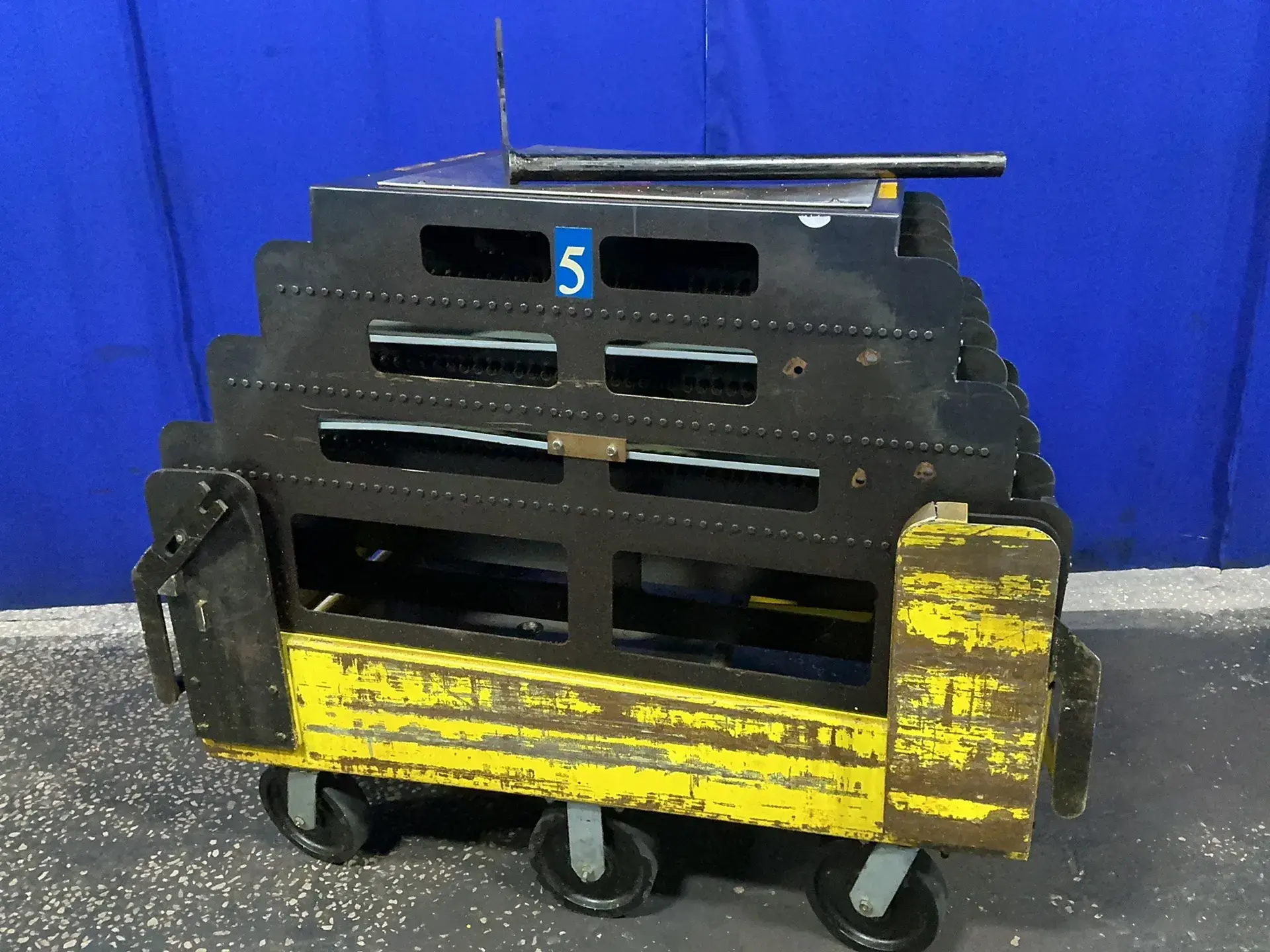 Used _UNKNOWN_ _UNKNOWN_ SMT Feeder Carts Ohio US | HGR 24 #1355832