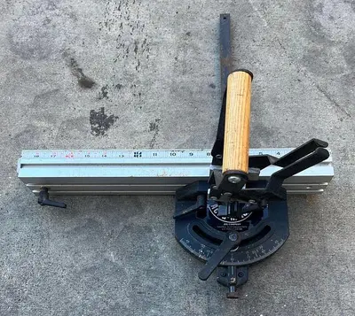 USED ACCU-MITER TABLE SAW MITER GAUGE