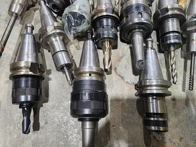 Big Plus Spindle System Lot of 33 CAT 40 Misc Toolholders