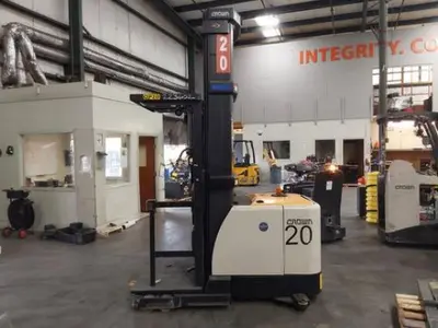USED 2019 CROWN SP4050-30