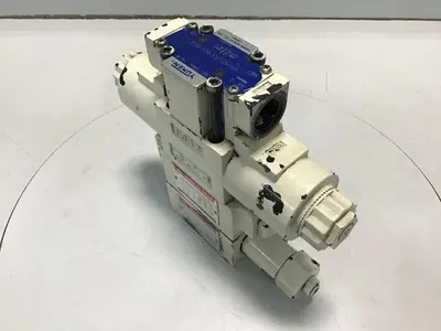 USED YUKEN DSG-01-3C4-D24-6072