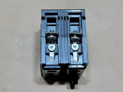 30 Amp, 2 Pole, 120/240 Volts Circuit Breaker