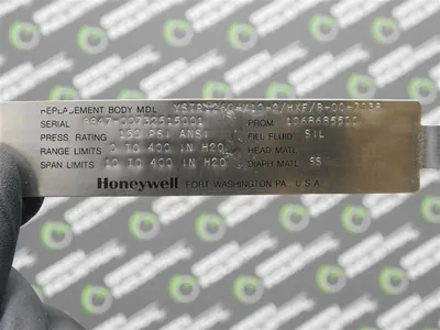 USED ROSEMOUNT ANALYTICAL YSTR126-X10-2/HXF/B-MB,F1C3-7138