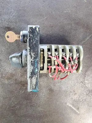 USED REES 04925-557