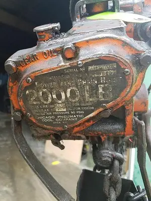 USED CHICAGO PNEUMATIC CP-200