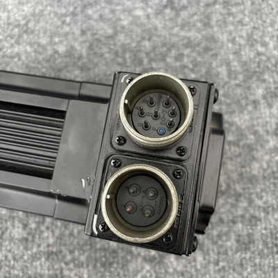 Used Pacific Scientific R32HSNC-TS-NS-NV-0 Servo Motors California US | Davliegogo LLC #1707846