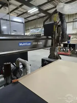 USED 2005 MULTICAM 5000 SERIES