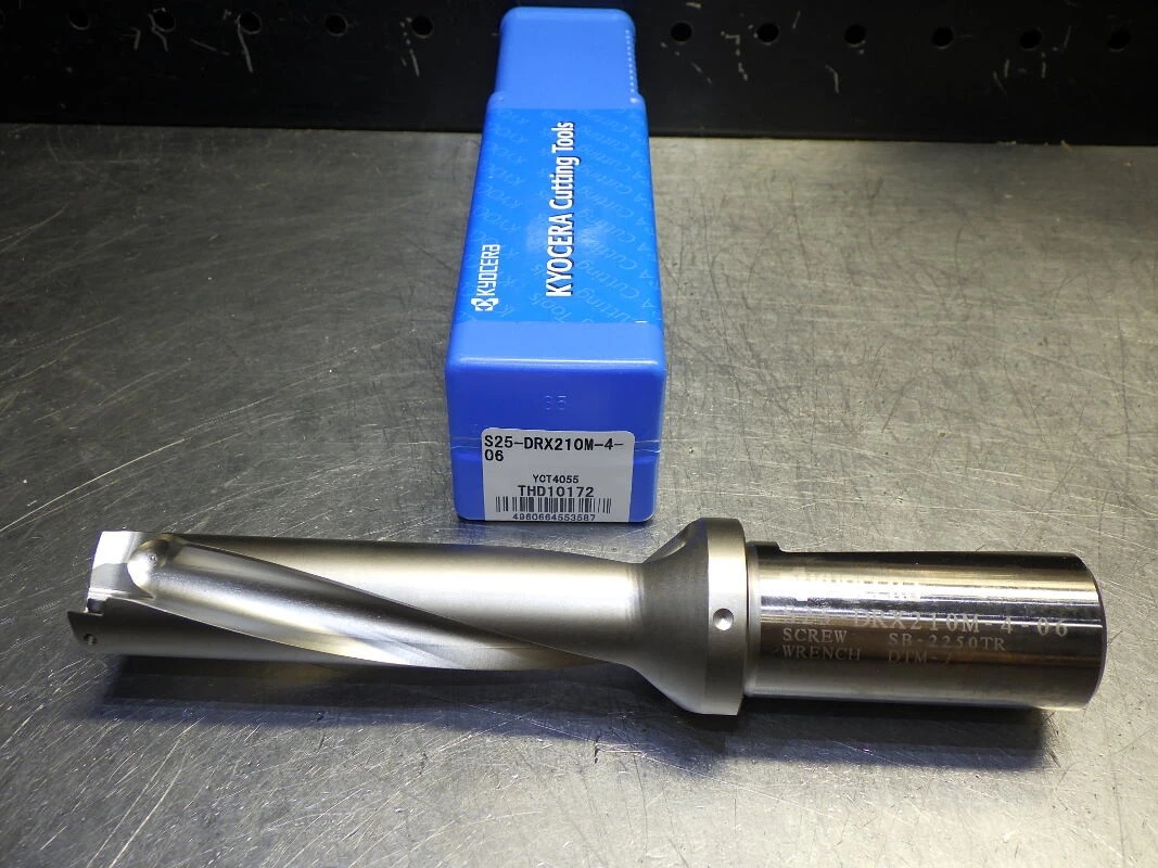 Kyocera 21mm Coolant Thru Indexable Drill 25mm Shank S25-DRX210M-4-06 (LOC3334)