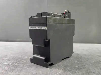 USED SIEMENS 6GK5208-0BA00-2AA3